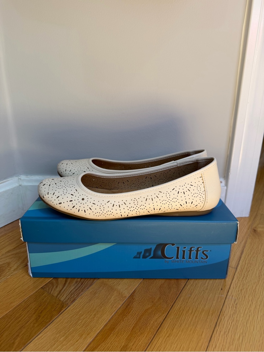 Cliffs Cream Flats
